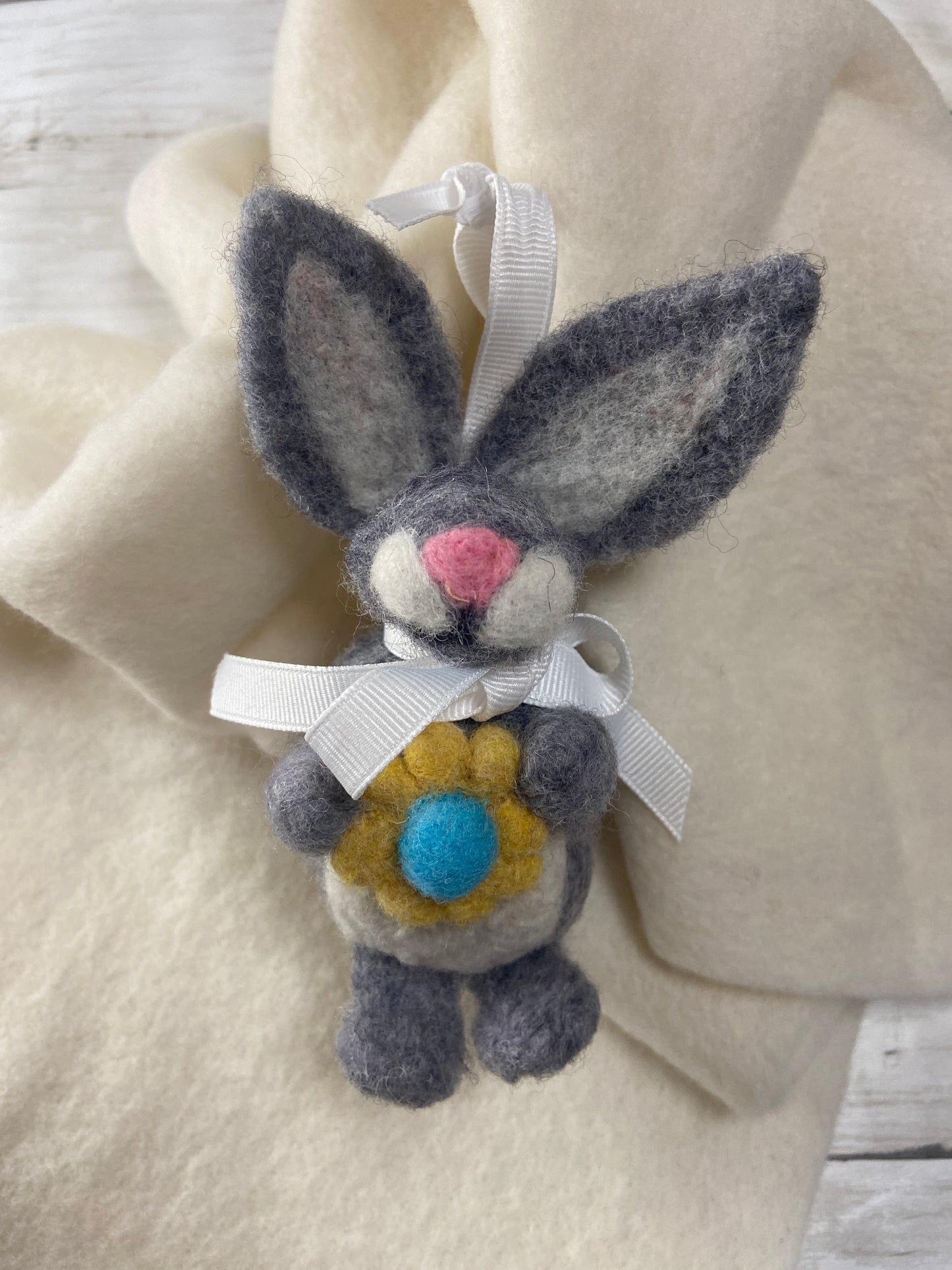 Bauble Bunny With Flower