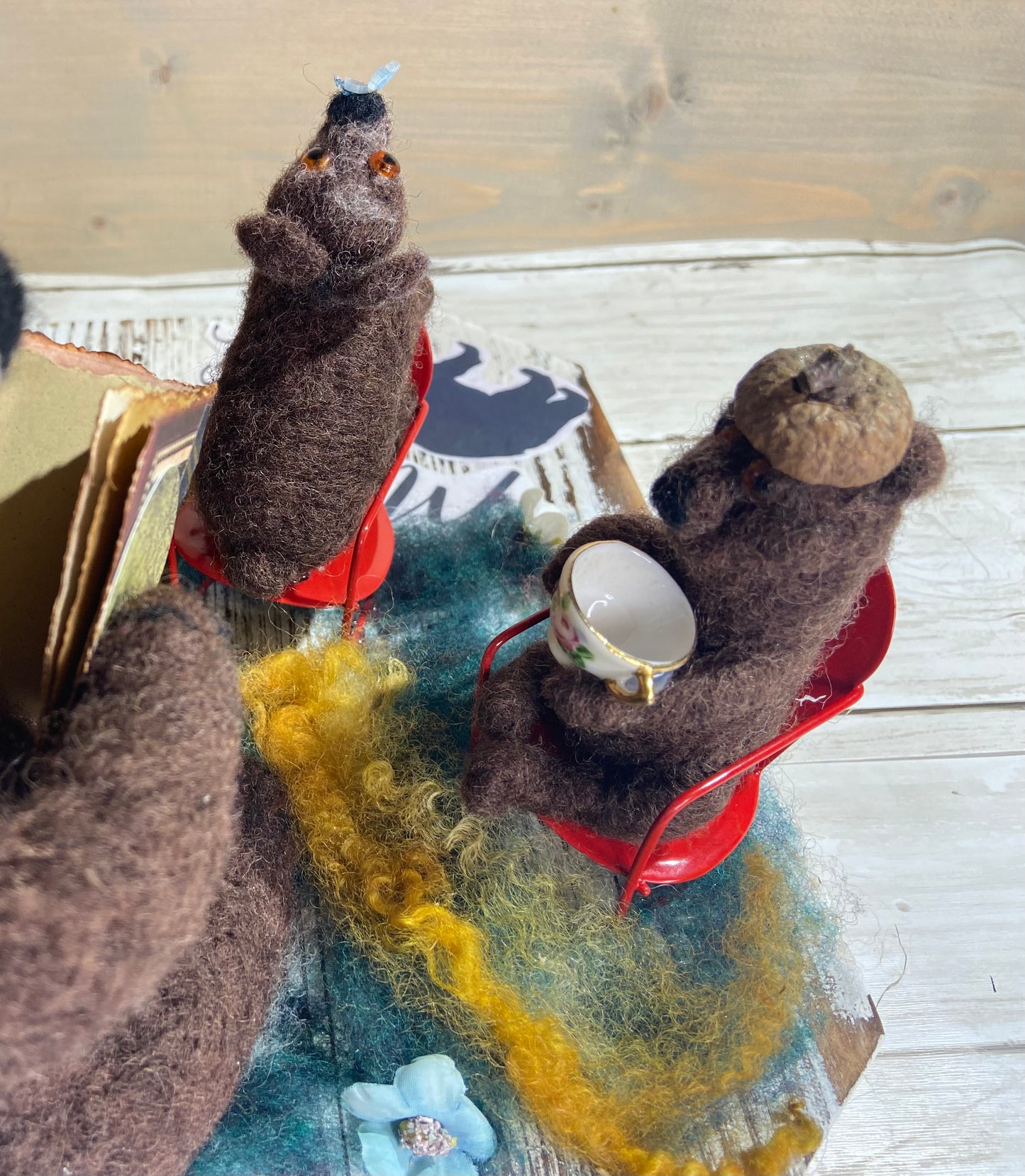 Mama Bear Needle Felted Scene