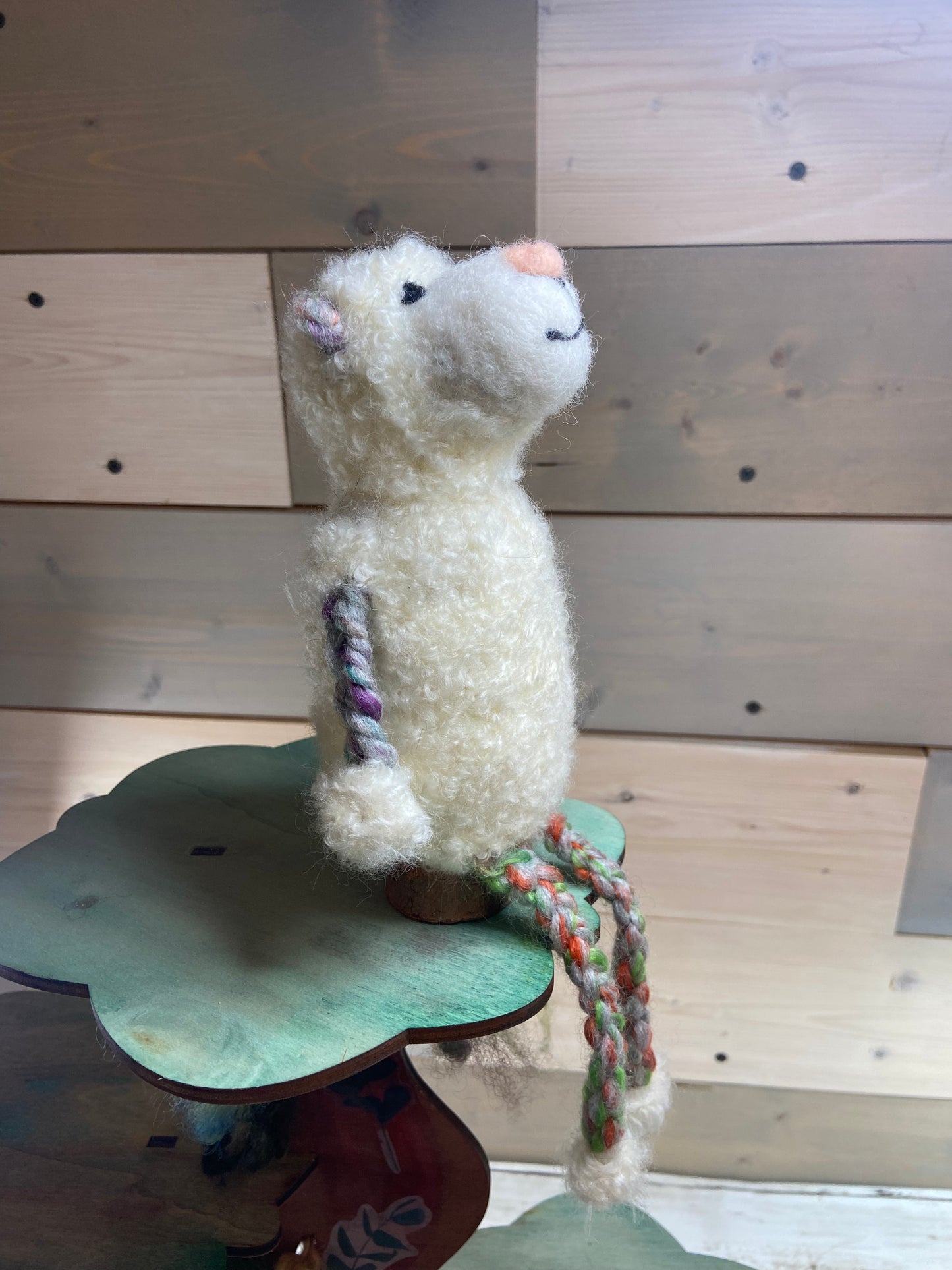 Shelf Sitter White Sheep - Harry